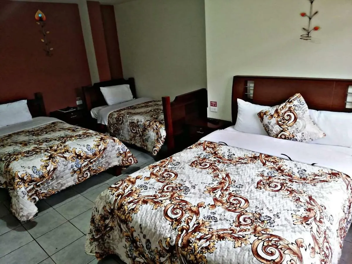 Hostal Mariscal Sucre Tababela 2*,